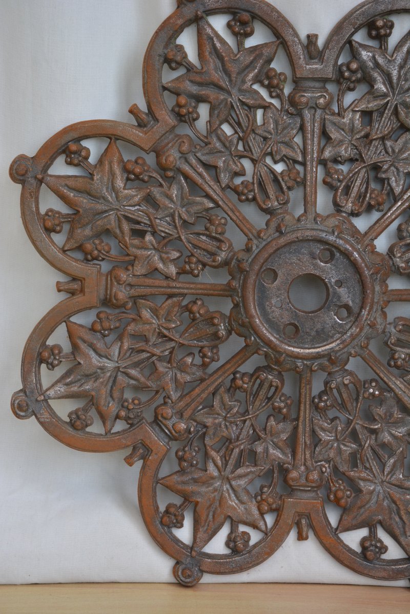 Antique Victorian Cast Iron Ceiling Rose, Ivy Leaf Design - Image 10